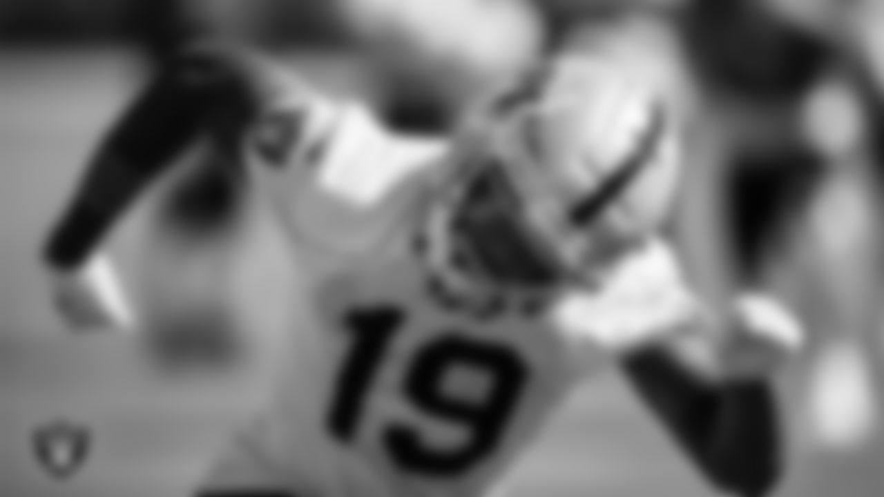 Las Vegas Raiders wide receiver Robert Davis (19) during practice.
