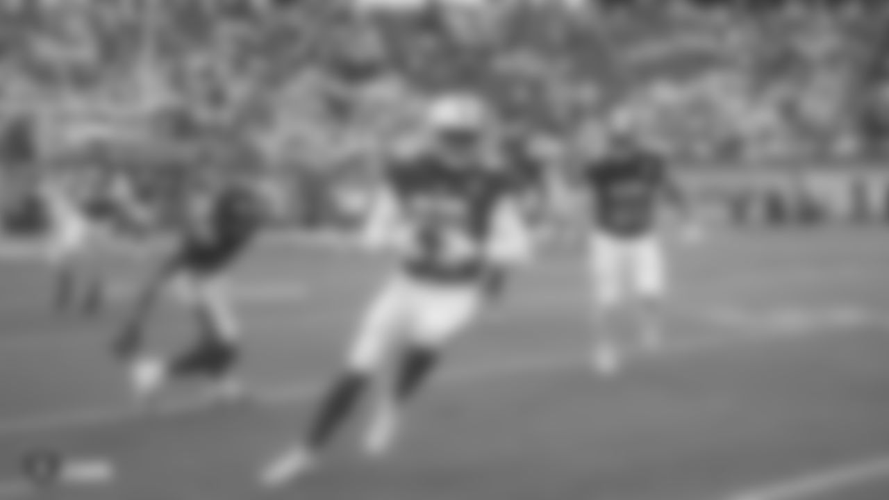 Oakland Raiders tight end Jared Cook (87) during the 2019 Pro Bowl game at Camping World Stadium, Sunday, January 27, 2019, in Orlando, Florida.