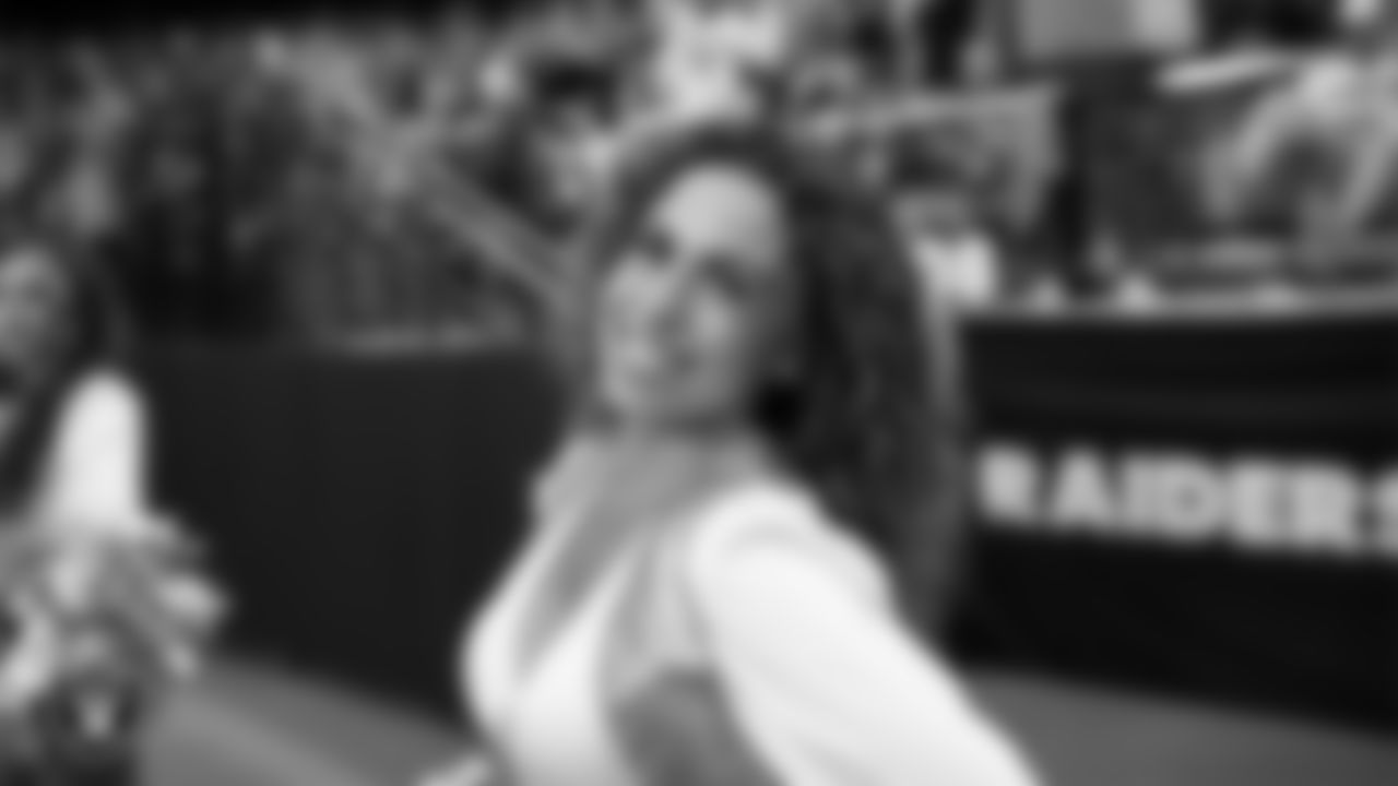 Raiderette Madyson on the sidelines during the regular season home game against the Chicago Bears.
