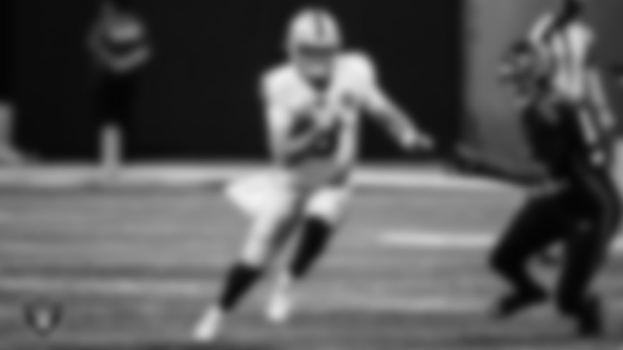 QB Nathan Peterman