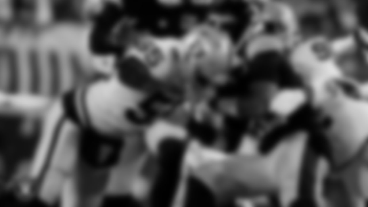 Las Vegas Raiders defensive end Chandler Jones (55) during the regular season away game against the Pittsburgh Steelers at Acrisure Stadium.