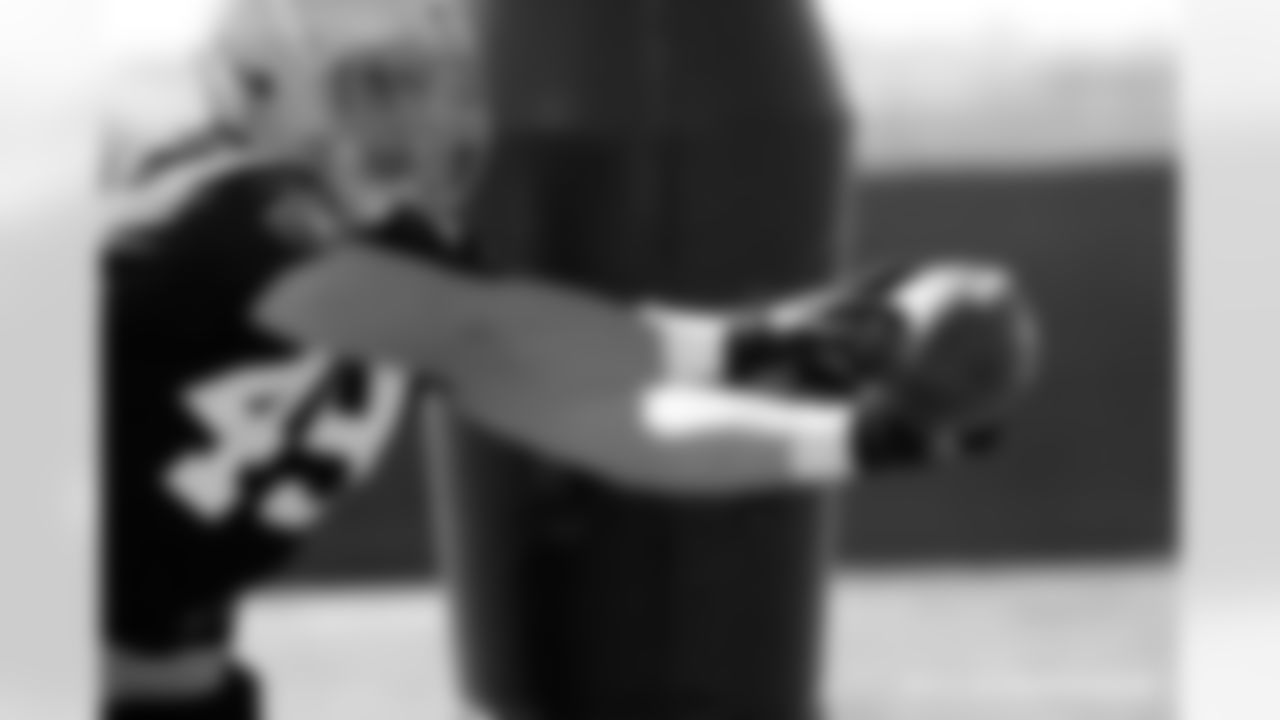 LB Mario Kurn