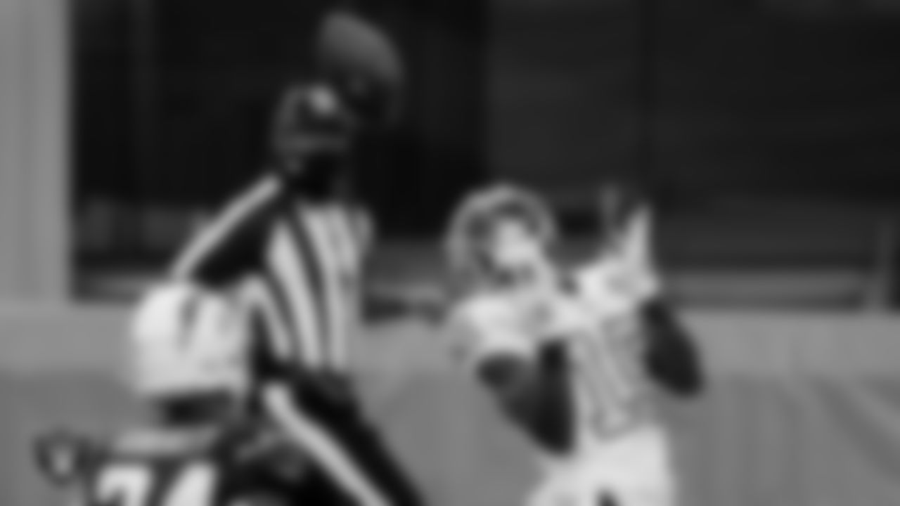 Las Vegas Raiders wide receiver Nelson Agholor (15) makes a 45-yard touchdown catch during the regular season away game against the Los Angeles Chargers.