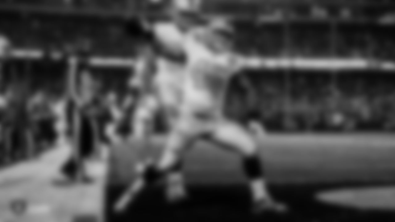 Raiders fullback Alec Ingold (45) celebrates after making a 9-yard touchdown catch during the regular season game against the Los Angeles Chargers.