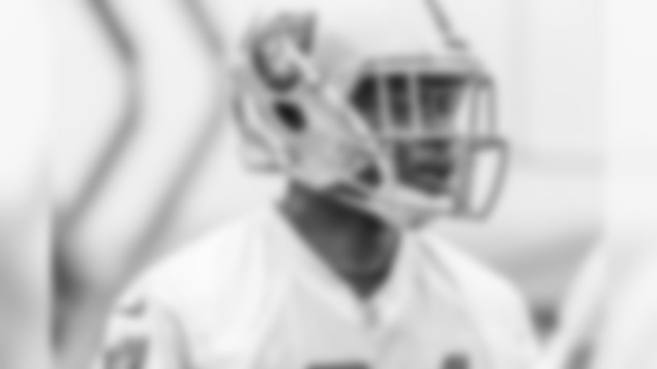 CB Neiko Thorpe