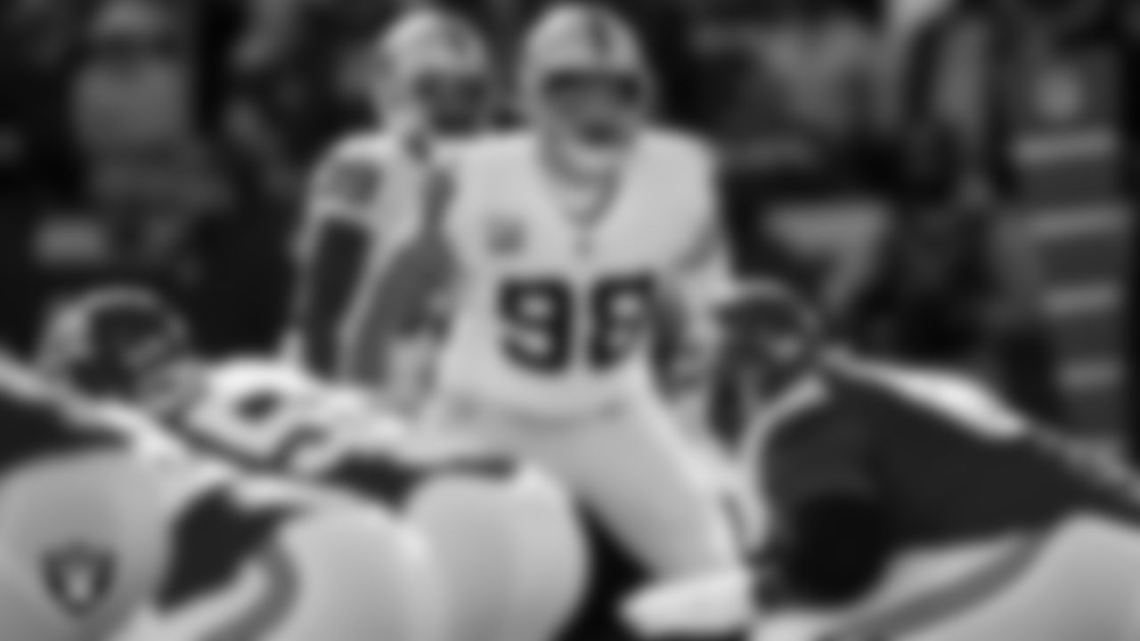 Las Vegas Raiders defensive end Maxx Crosby (98) lines up before the snap during the regular season away game against the Kansas City Chiefs.