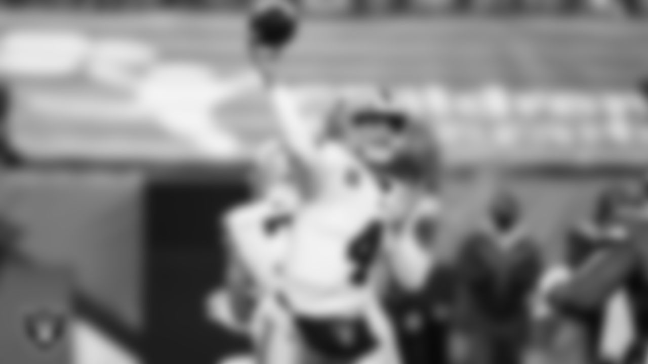 Las Vegas Raiders quarterback Derek Carr (4) passes during the regular season away game against the Denver Broncos.