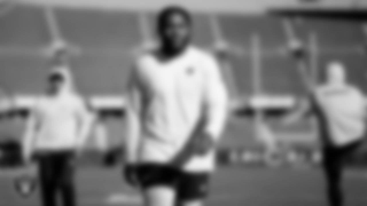 Las Vegas Raiders running back Josh Jacobs (8) warming up before the regular season away game against the Chicago Bears at Soldier Field.