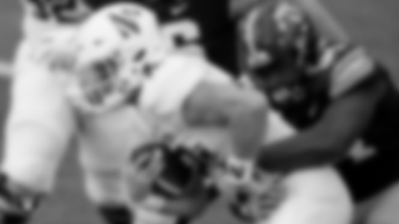 DT Daviyon Nixon - Iowa