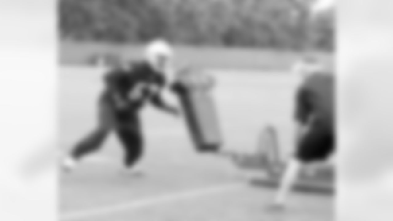 LB Kaelin Burnett