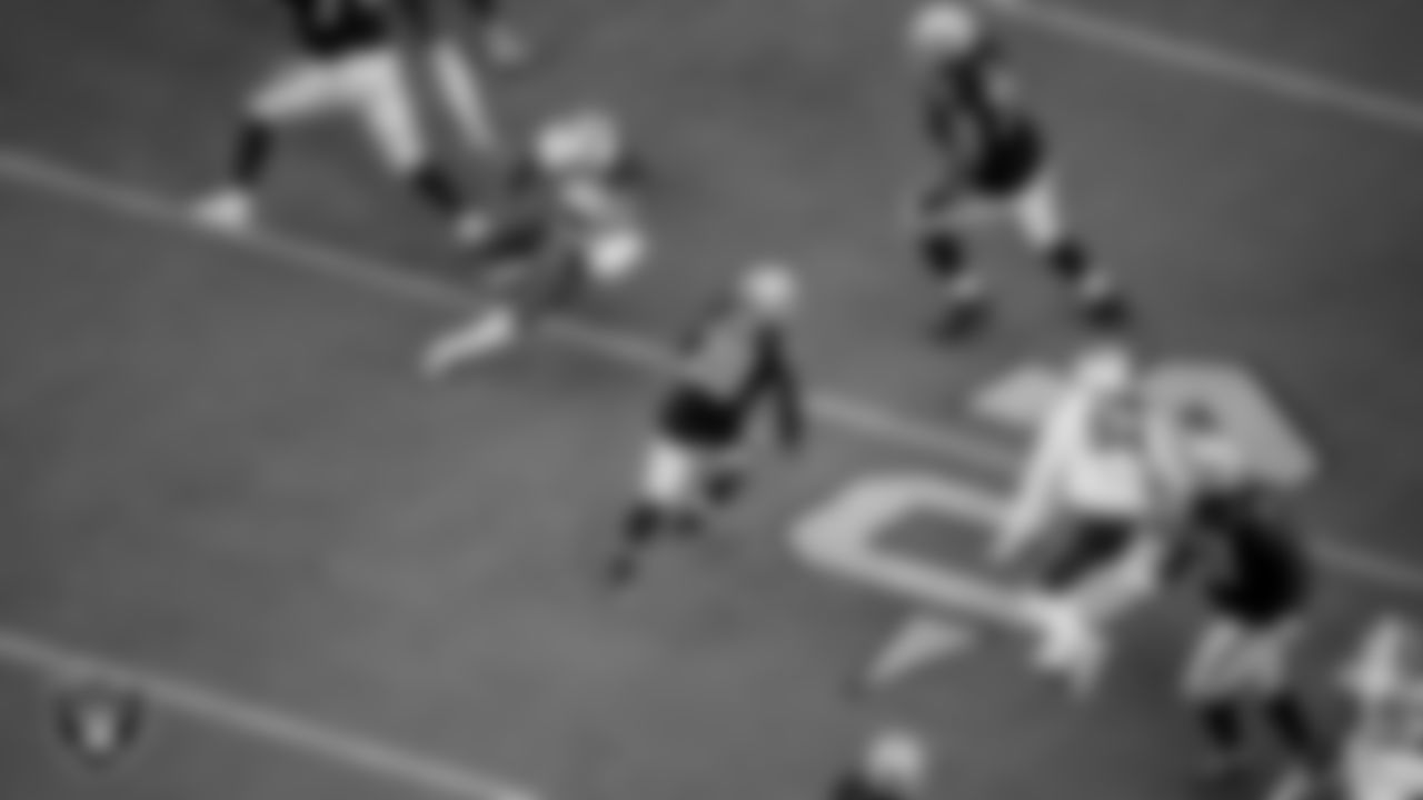 Las Vegas Raiders running back Josh Jacobs (28) during the regular season game against the Buffalo Bills at Allegiant Stadium.