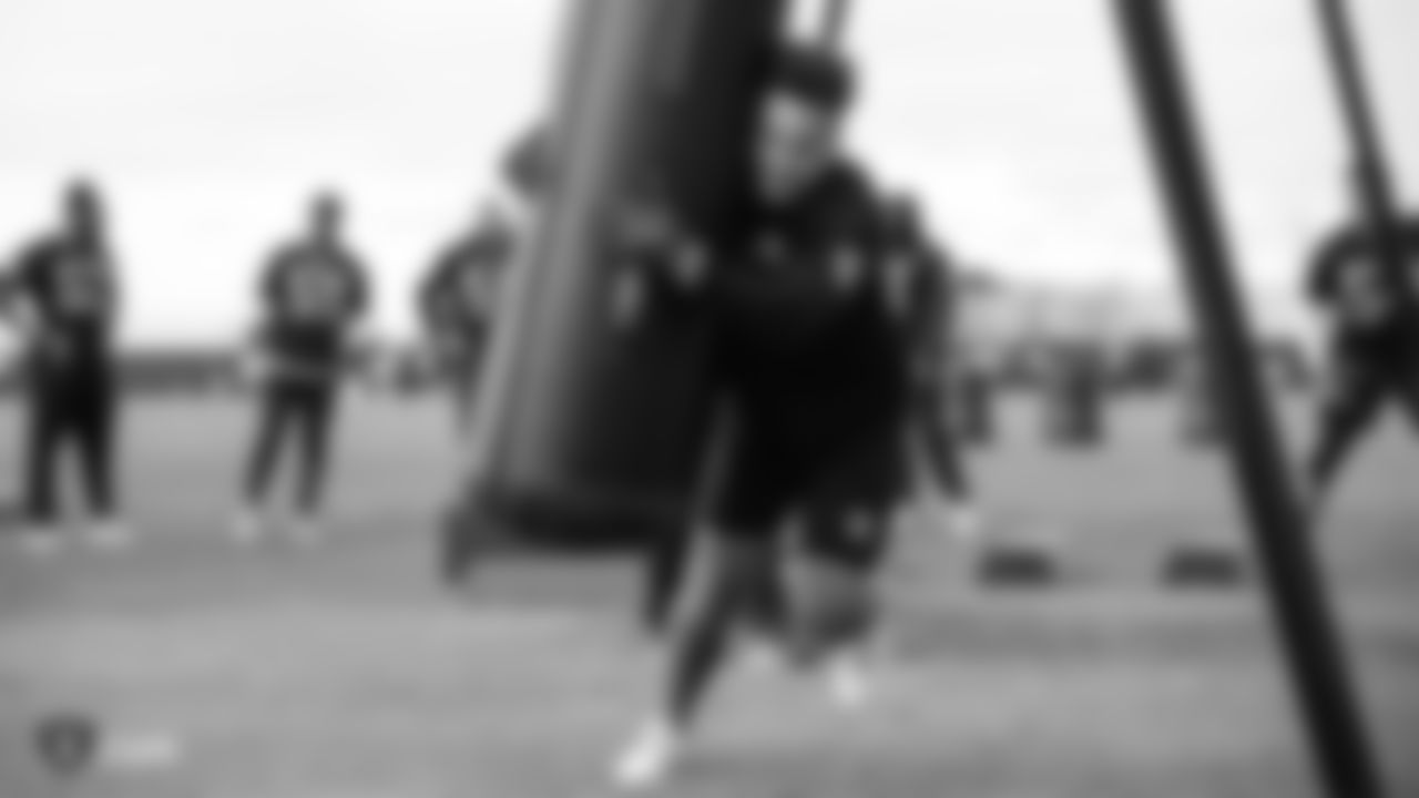 Raiders linebacker Koa Farmer (46) at a workout during phase two of the offseason program at the Raiders Practice Facility in Alameda, Calif.
