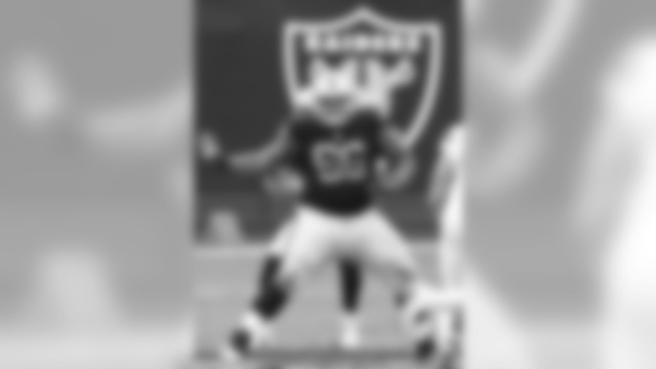 G Gabe Jackson