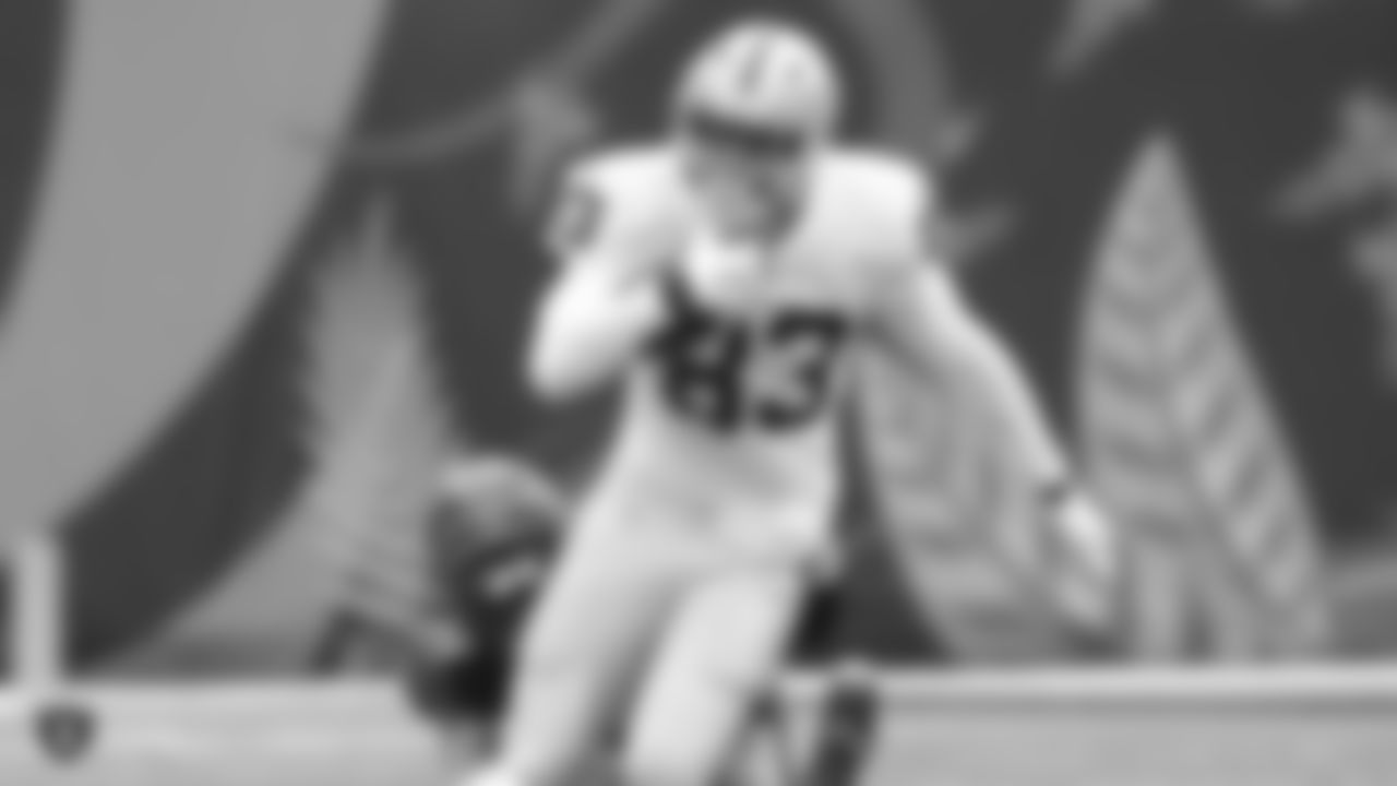 TE Darren Waller