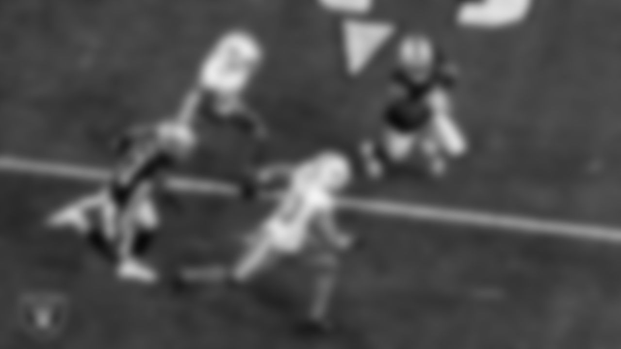 Las Vegas Raiders running back Josh Jacobs (28) rushes during the regular season home game against the Miami Dolphins.