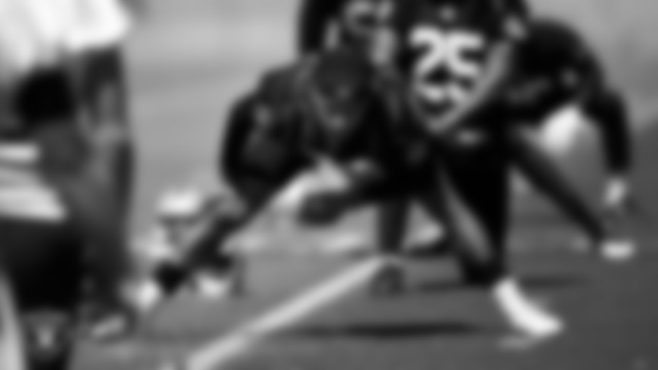 Las Vegas Raiders cornerback Cre'Von LeBlanc (31) at an Organized Team Activity (OTA).