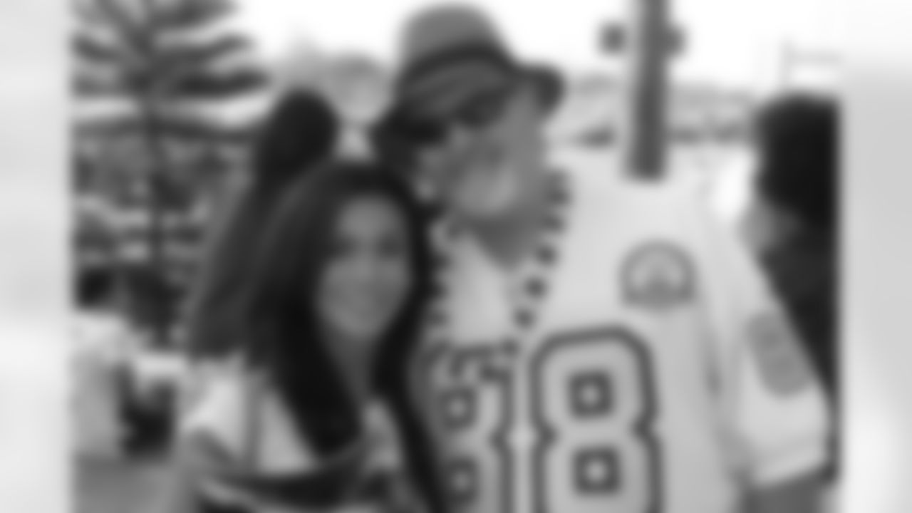 Dean with Raiderette Natalie at the Pro Bowl in Honolulu, Hawaii