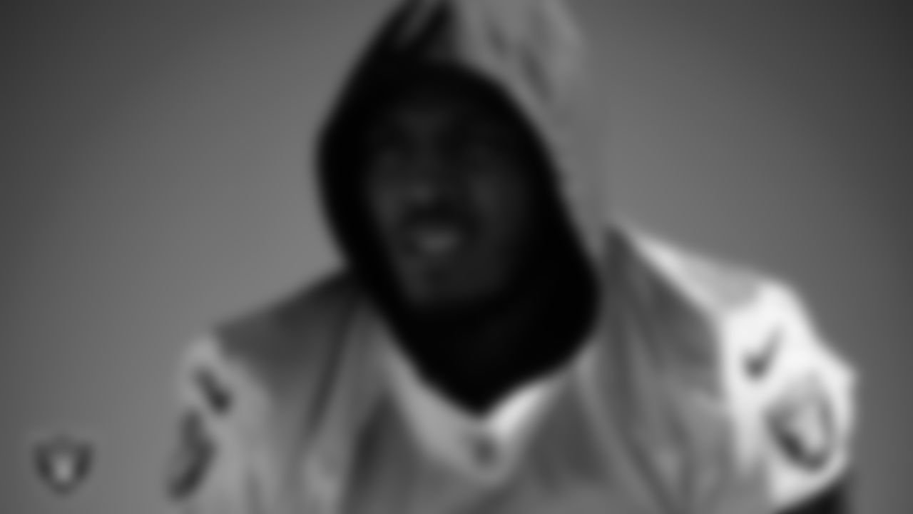 RB Josh Jacobs