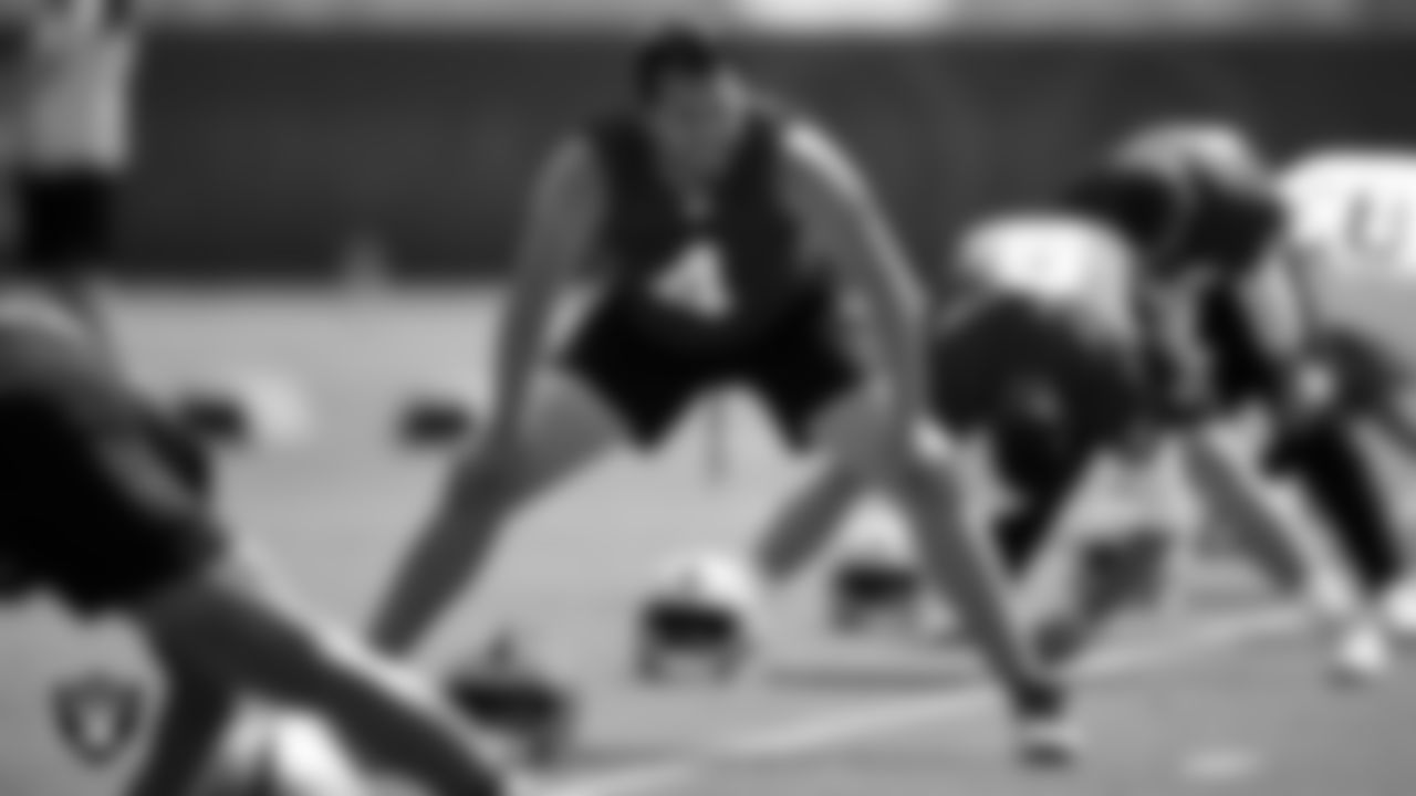Las Vegas Raiders quarterback Derek Carr (4) during Day One of 2022 Veteran Minicamp.