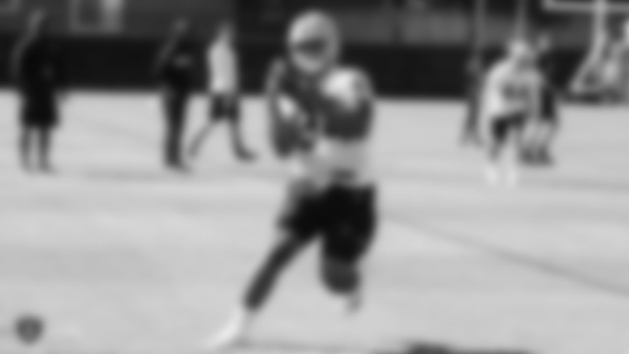 Oakland Raiders running back Chris Warren (34) on the field for practice at 2018 Pre-Training Camp at The Oakland Raiders Napa Valley Training Complex, Tuesday, July 24, 2018, in Napa, California.