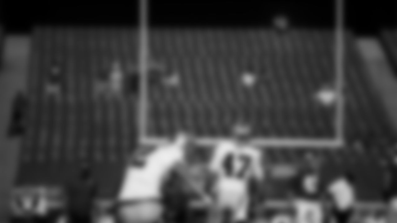 Las Vegas Raiders kicker Daniel Carlson (2) warming up before the regular season away game against the Kansas City Chiefs.