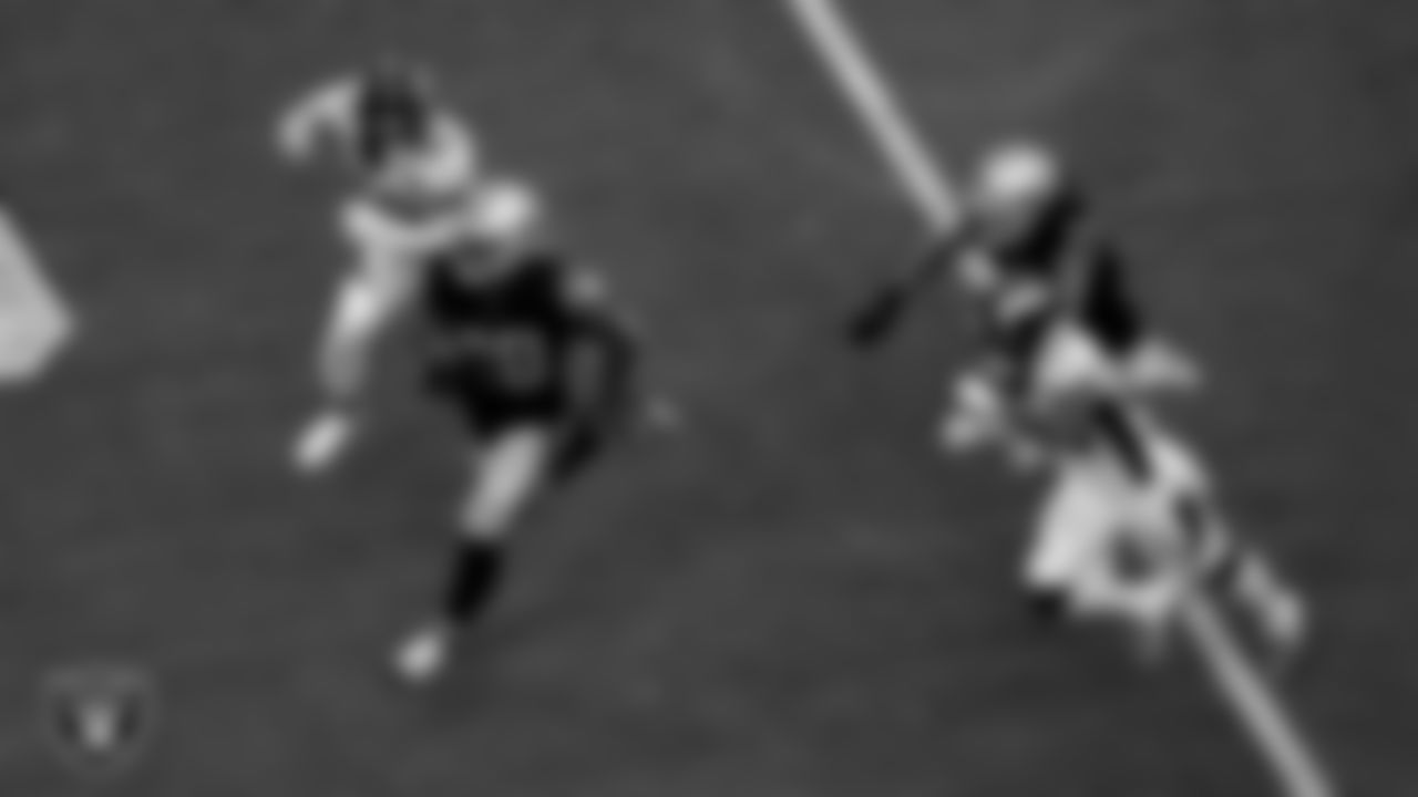 Las Vegas Raiders running back Josh Jacobs (28) rushes during the regular season home game against the Denver Broncos at Allegiant Stadium.