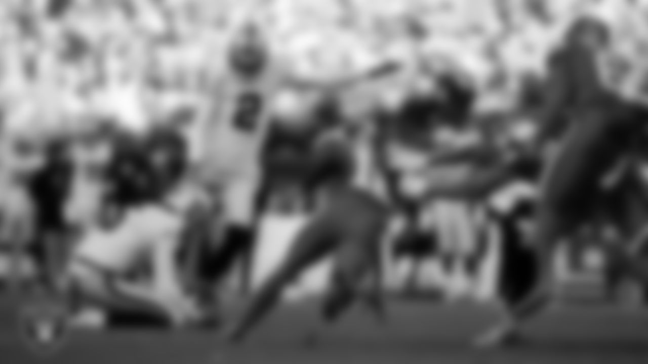 Las Vegas Raiders kicker Daniel Carlson (2) lines up to kick a PAT during the regular season away game against the Denver Broncos at Empower Field at Mile High.