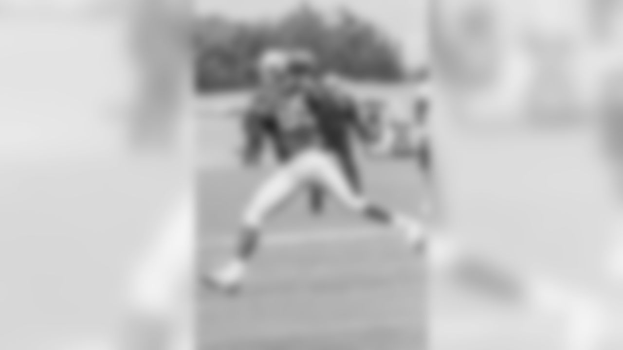 WR Kenbrell Thompkins