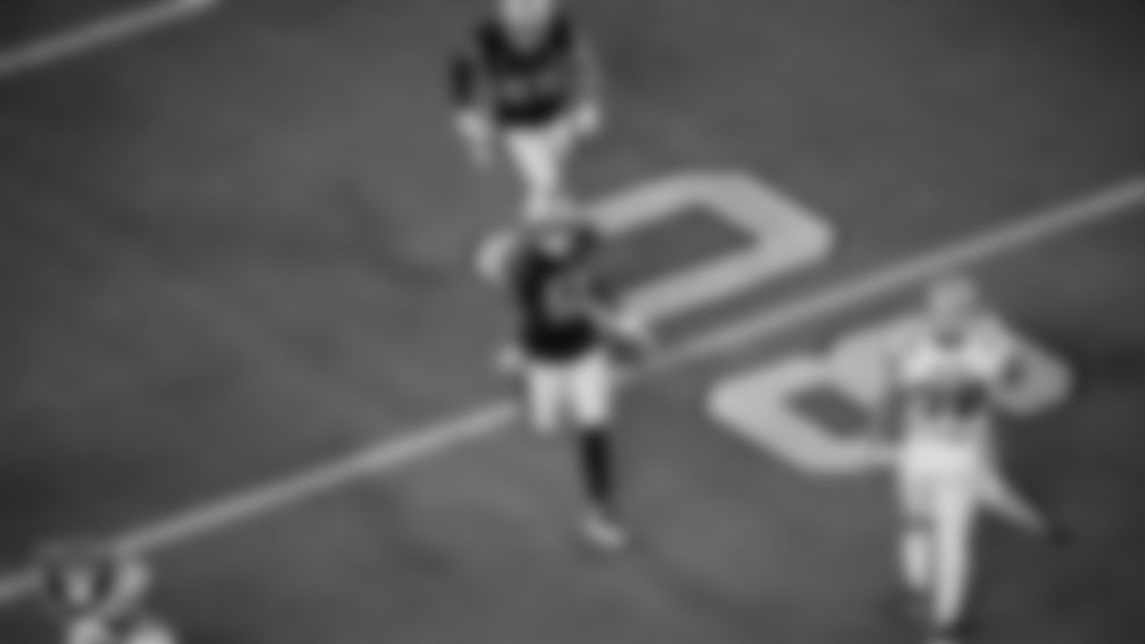 Las Vegas Raiders linebacker Nicholas Morrow (50) during the regular season game against the New Orleans Saints at Allegiant Stadium.