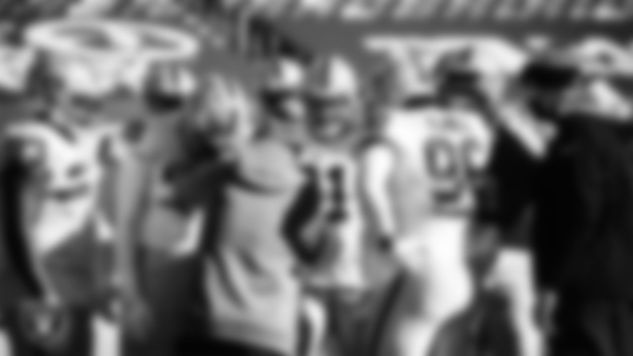 The Las Vegas Raiders defensive line huddles before the regular season away game against the New York Jets.