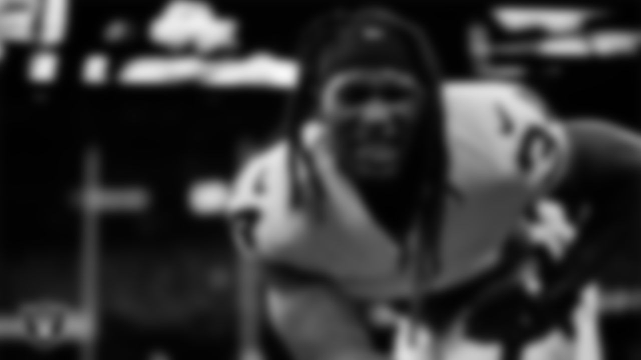 Las Vegas Raiders running back Brandon Bolden (34) warming up before the regular season away game against the New Orleans Saints at Caesars Superdome.