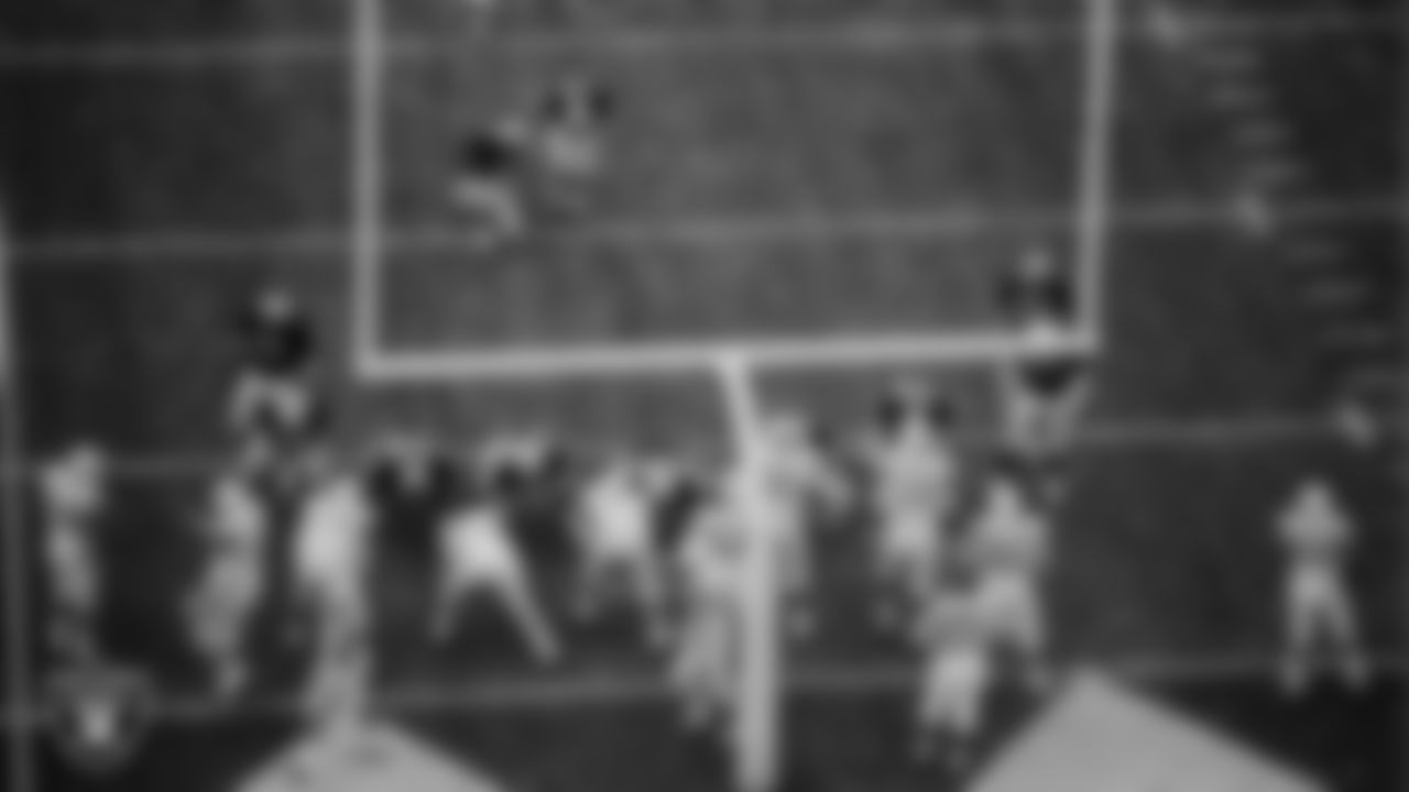 The Raiders line up to kick a PAT during the home game against the New York Jets at the Oakland–Alameda County Coliseum, Sunday, December 17, 1967. The Oakland Raider won 38-29.