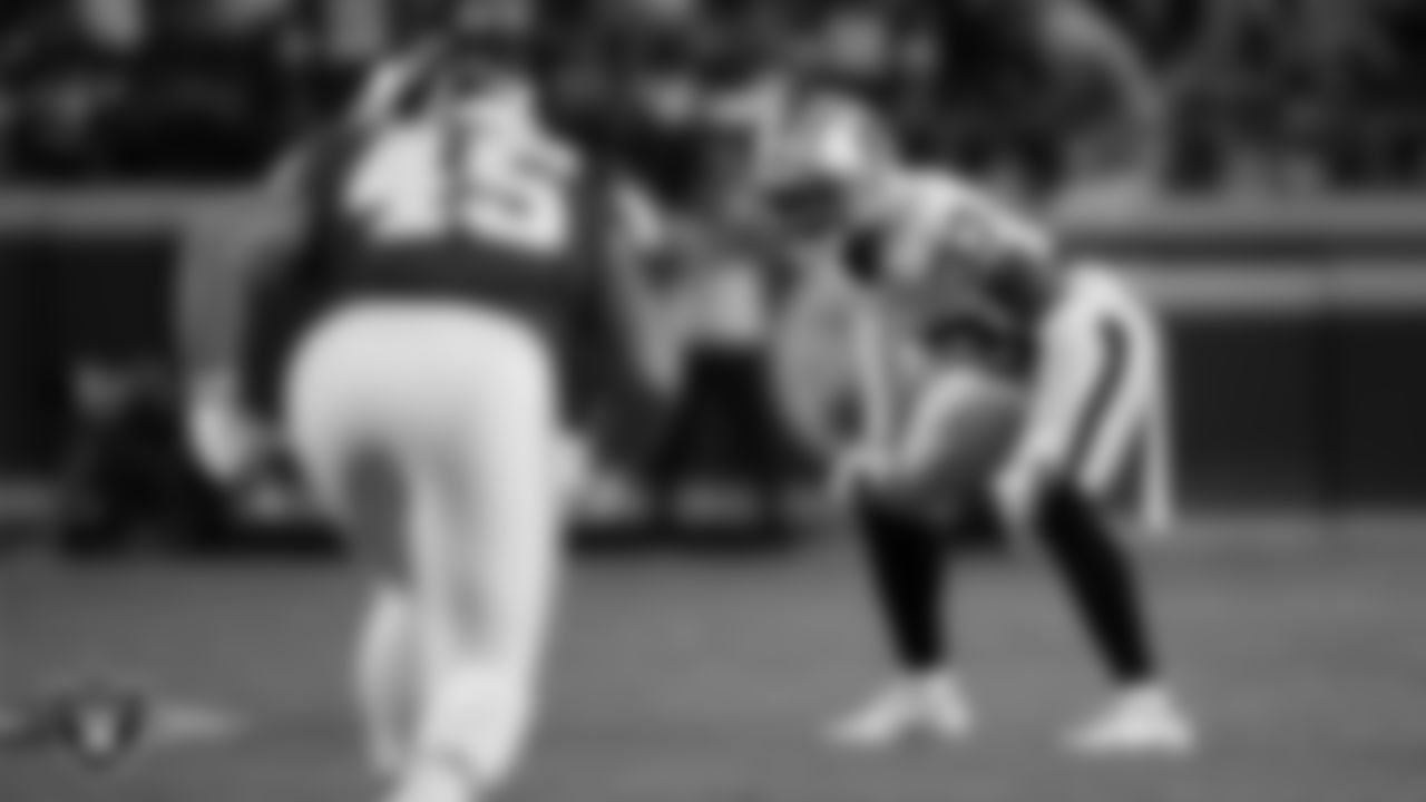 Las Vegas Raiders safety Roderic Teamer (33) lines up before a kick off during the regular season away game against the Kansas City Chiefs at GEHA Field at Arrowhead Stadium.