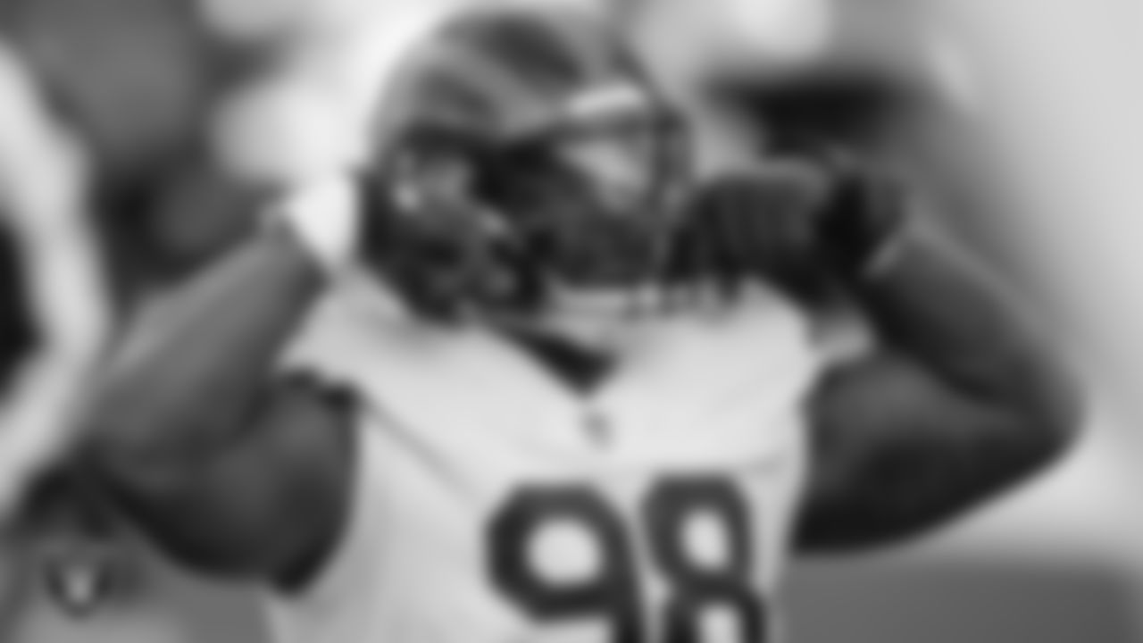 DT Bilal Nichols
Previous teams: Chicago Bears (2018–2021)