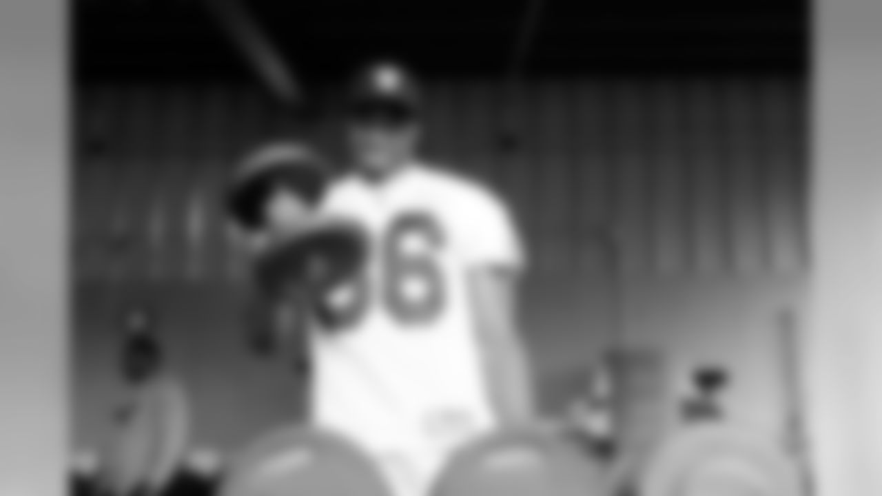 RB Taiwan Jones.