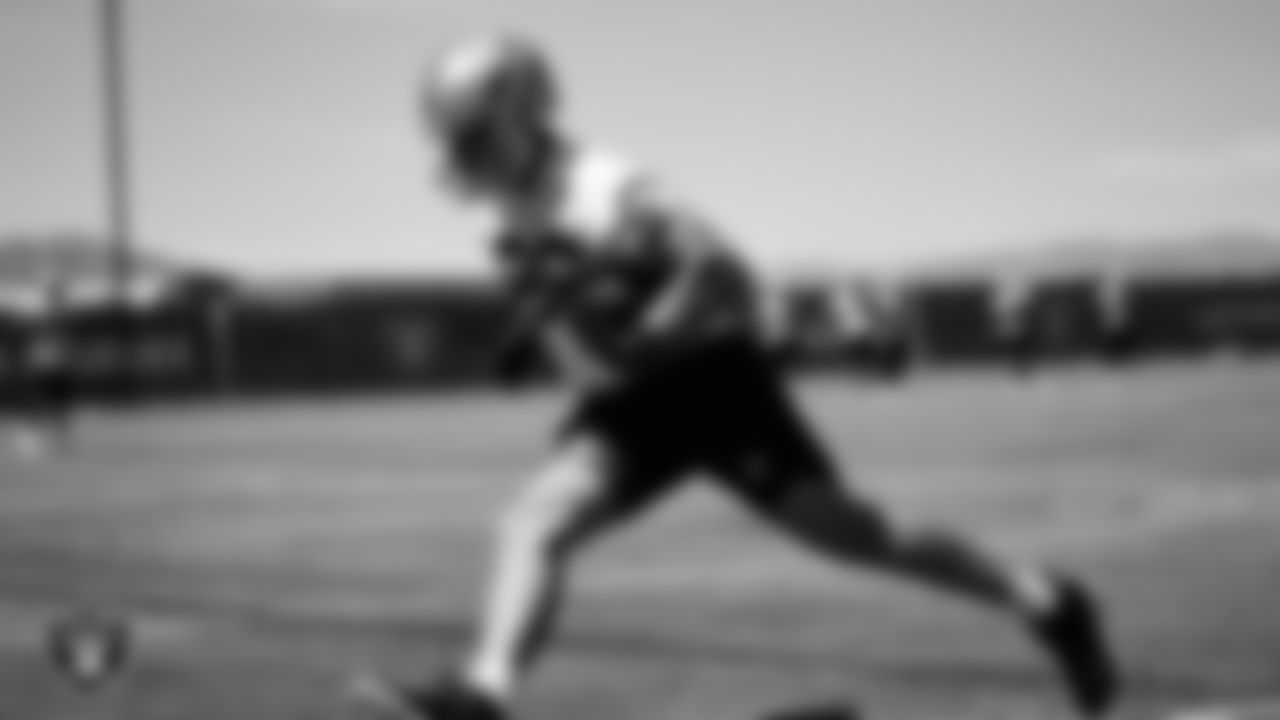 Las Vegas Raiders tight end Carson Williams (86) at an Organized Team Activity (OTA).