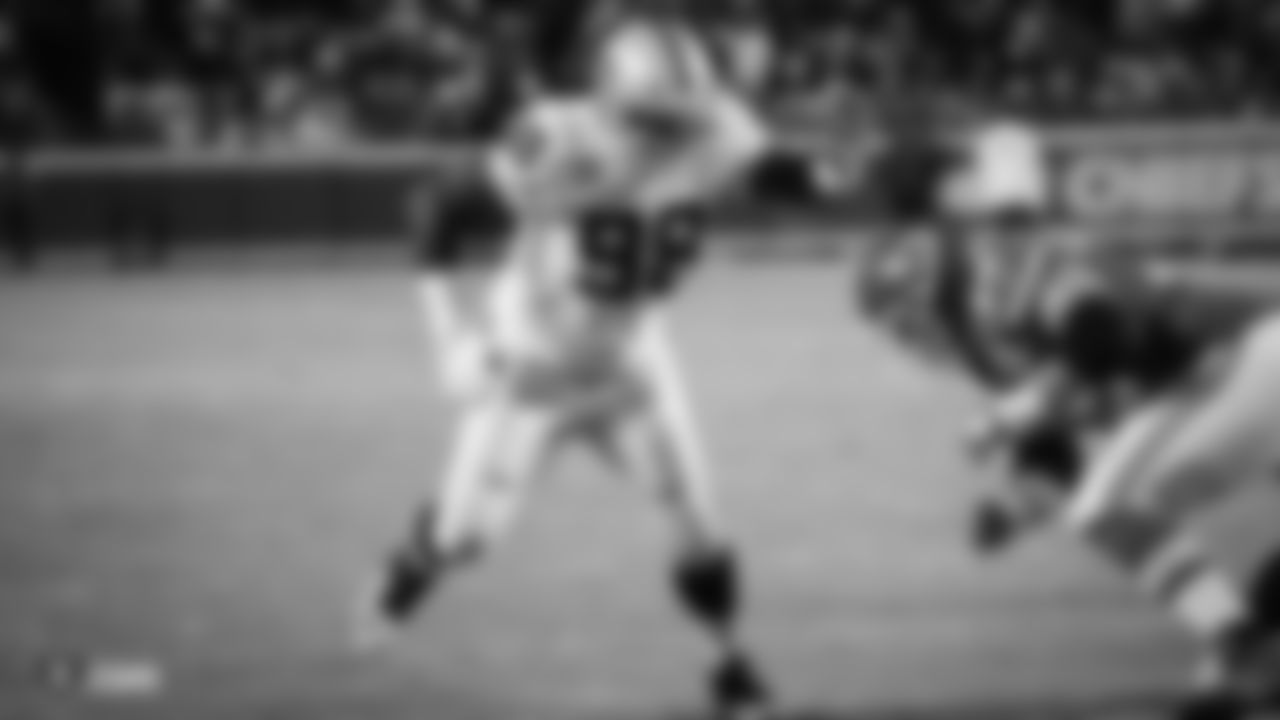 Oakland Raiders defensive tackle Frostee Rucker (98) during the Oakland Raiders regular season game against the Kansas City Chiefs at Arrowhead Stadium, Sunday, December 30, 2018, in Kansas City, Missouri. The Oakland Raiders lost 35-3.