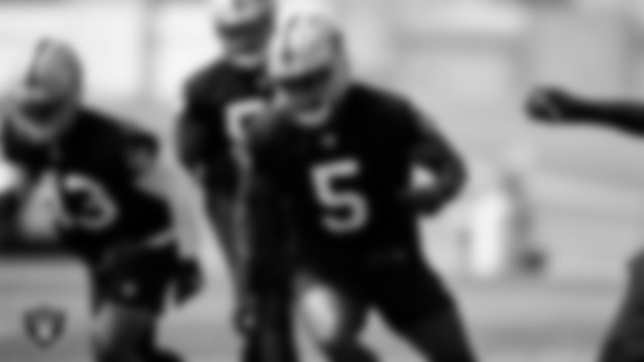 Las Vegas Raiders linebacker Divine Deablo (5) during Day Two of 2022 Veteran Minicamp.