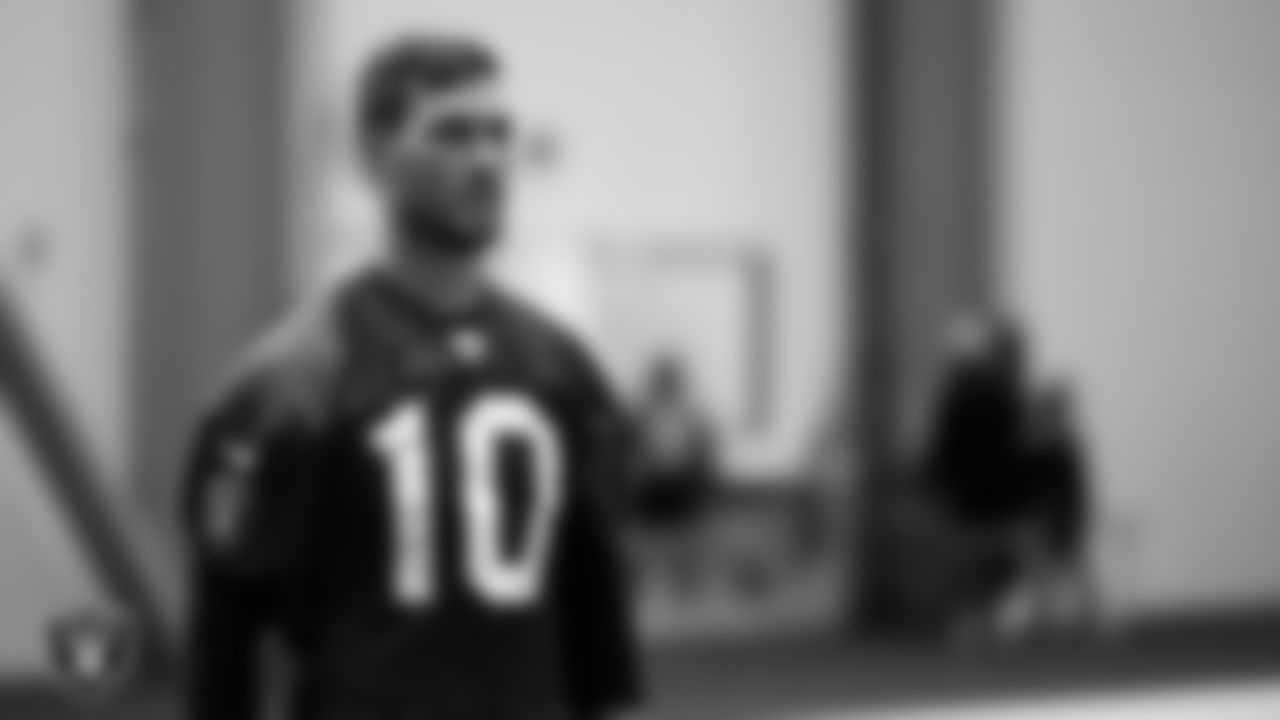 Las Vegas Raiders quarterback Kyle Sloter (10) during practice at Intermountain Healthcare Performance Center.