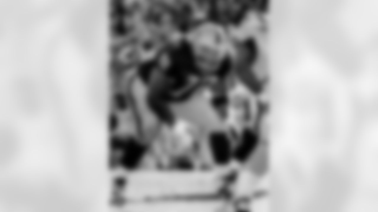 Lincoln Kennedy played in 121 games with 119 starts in eight years with the Raiders. He was selected for three Pro Bowls and named 1st Team All-Pro once. Kennedy anchored a line for an offense that led the NFL in rushing in 2000 and total offense in 2002, and was a key member of three straight AFC West championship squads and started at right tackle in Super Bowl XXXVII.