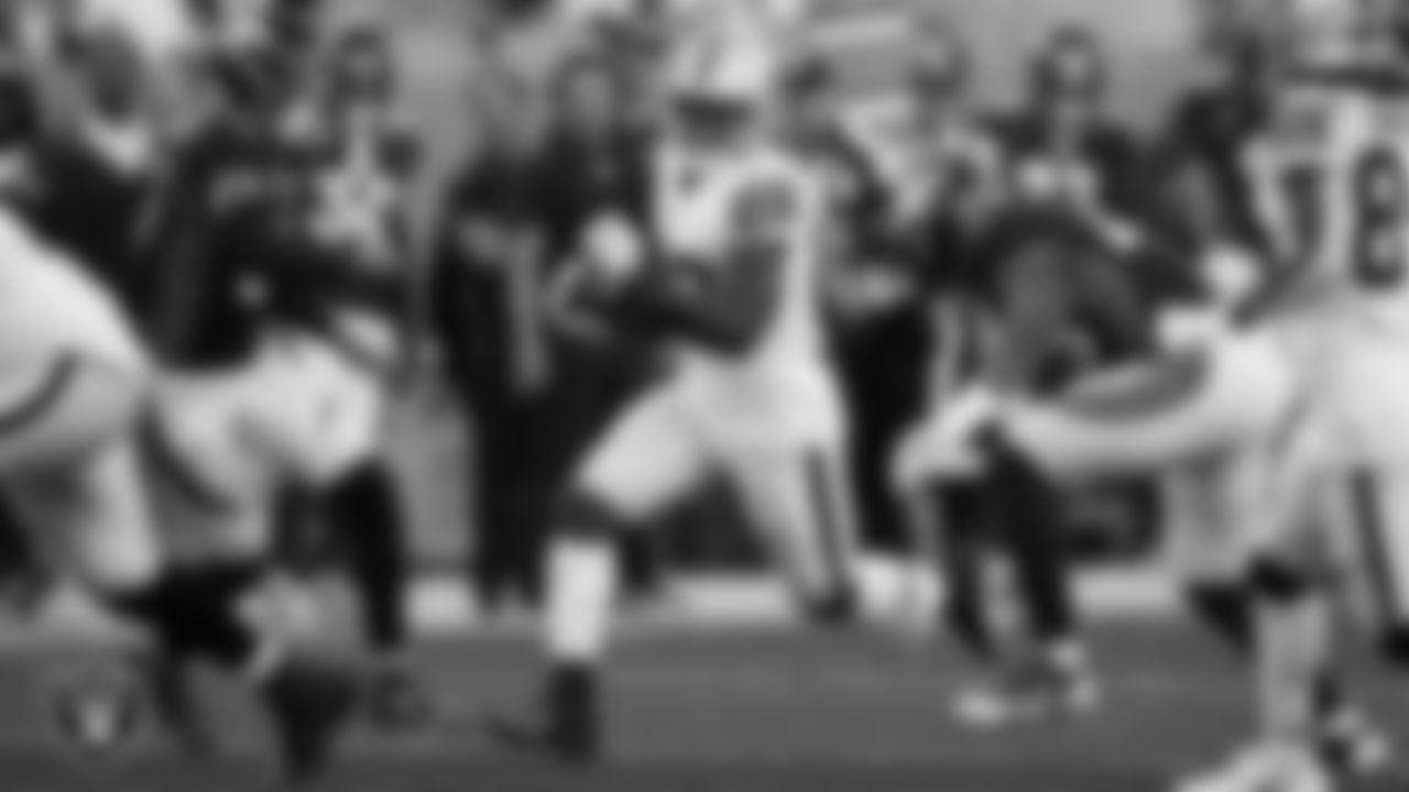 Las Vegas Raiders vs. Denver Broncos
Last meeting at Denver: October 17, 2021