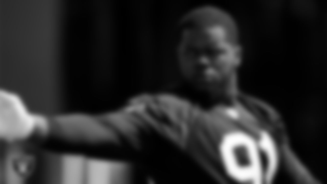 DT Bilal Nichols