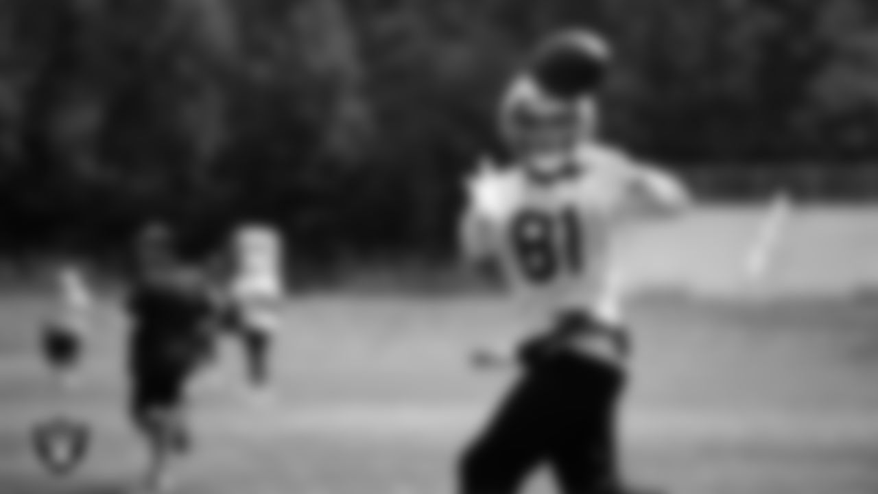 Las Vegas Raiders tight end Austin Hooper (81) during practice at The Greenbrier Sports Performance Center.