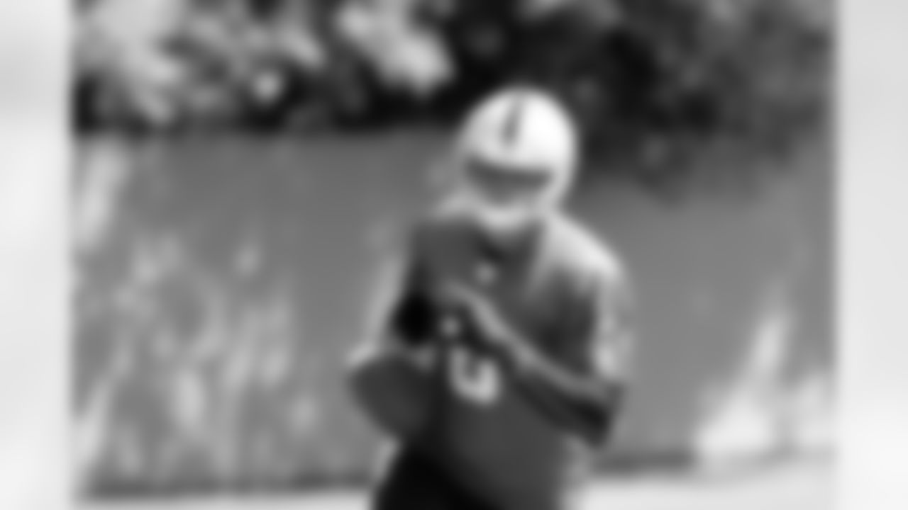 QB Terrelle Pryor