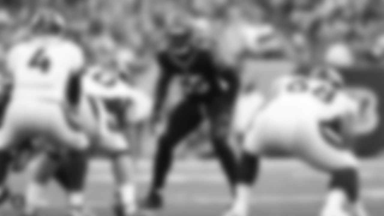 LB Vontaze Burfict