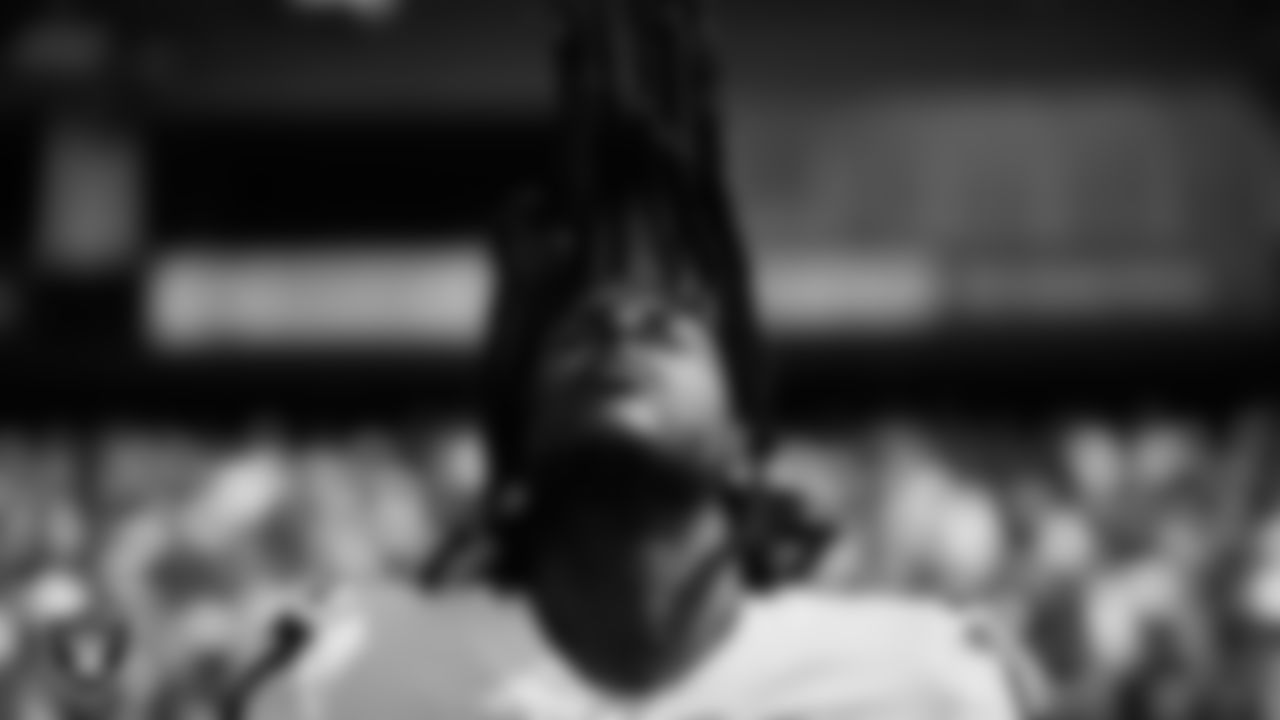 Las Vegas Raiders wide receiver Davante Adams (17) on the sidelines before the Las Vegas Raiders' regular season away game against the Tennessee Titans at Nissan Stadium.