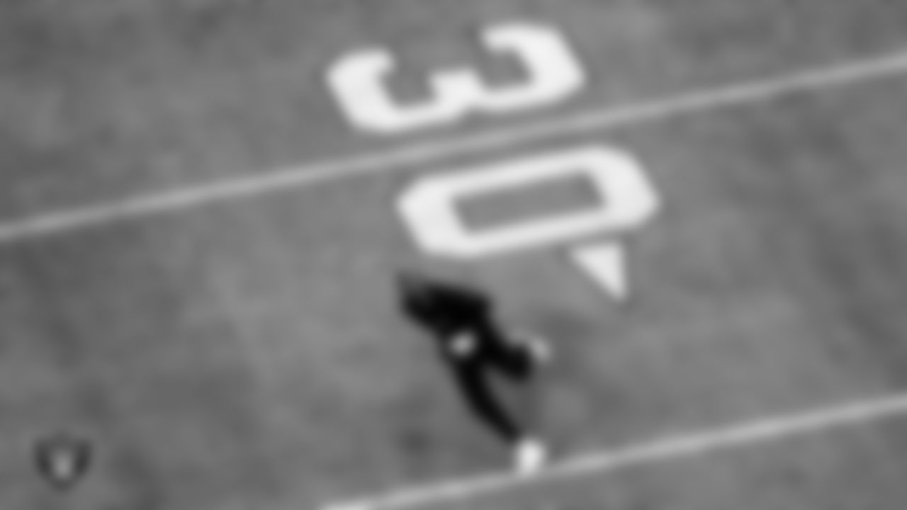 Las Vegas Raiders wide receiver Nelson Agholor (15) warming up before the regular season home game against the Tampa Bay Buccaneers.