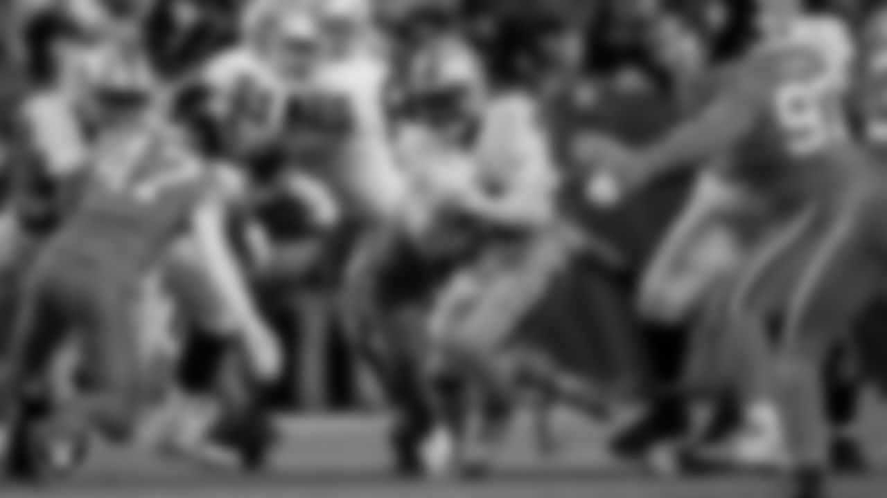 Las Vegas Raiders running back Josh Jacobs (28) during the regular season away game against the Denver Broncos at Empower Field at Mile High.
