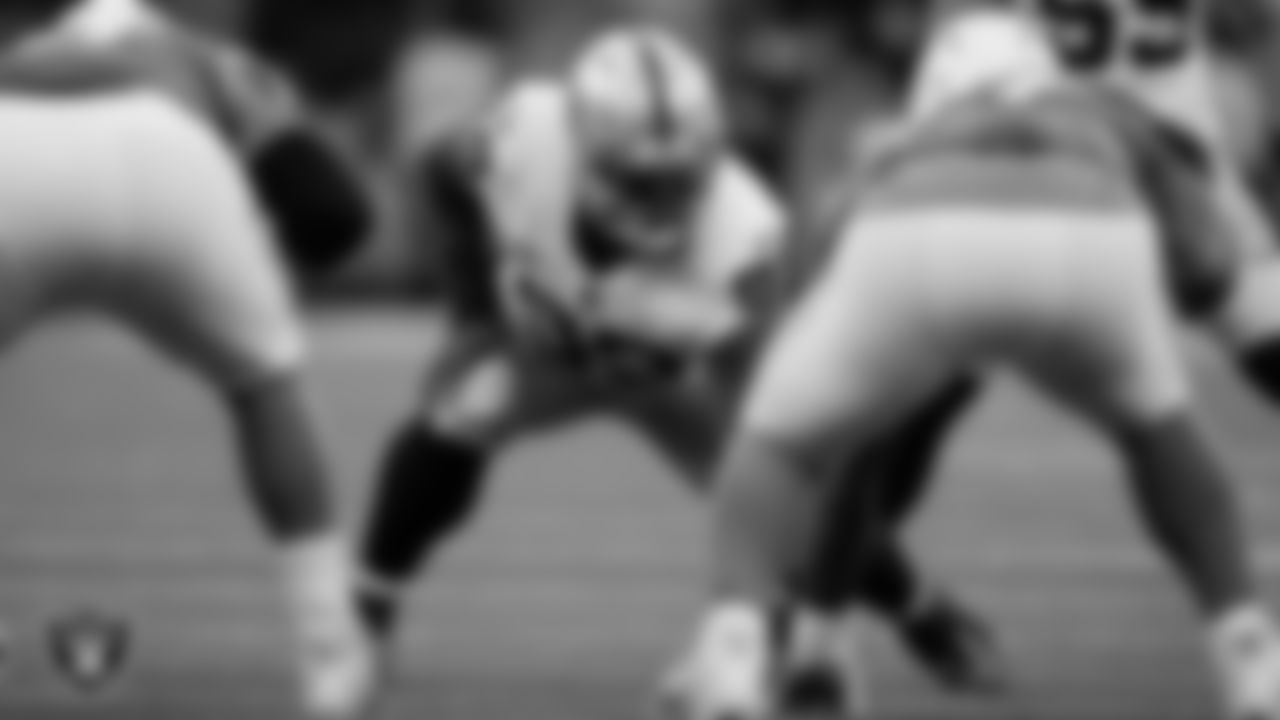 Las Vegas Raiders defensive tackle Nesta Jade Silvera (99) during the regular season away game against the Los Angeles Chargers at SoFi Stadium.