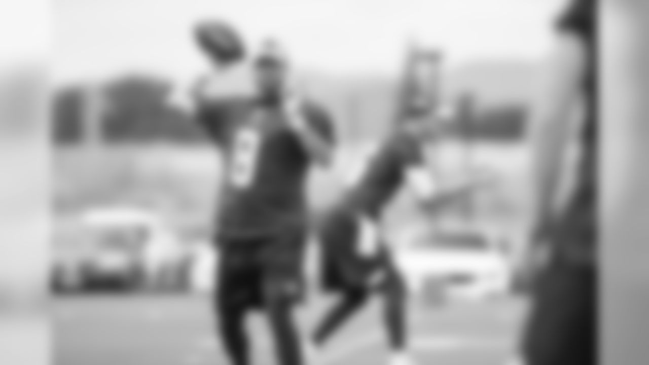 Quarterback (8) Brandon Allen of the Los Angeles Rams works out on Day 1 of Phase II of the offseason workouts, Monday, April 29, 2019, in Thousand Oaks, CA. (Jeff Lewis/Rams)